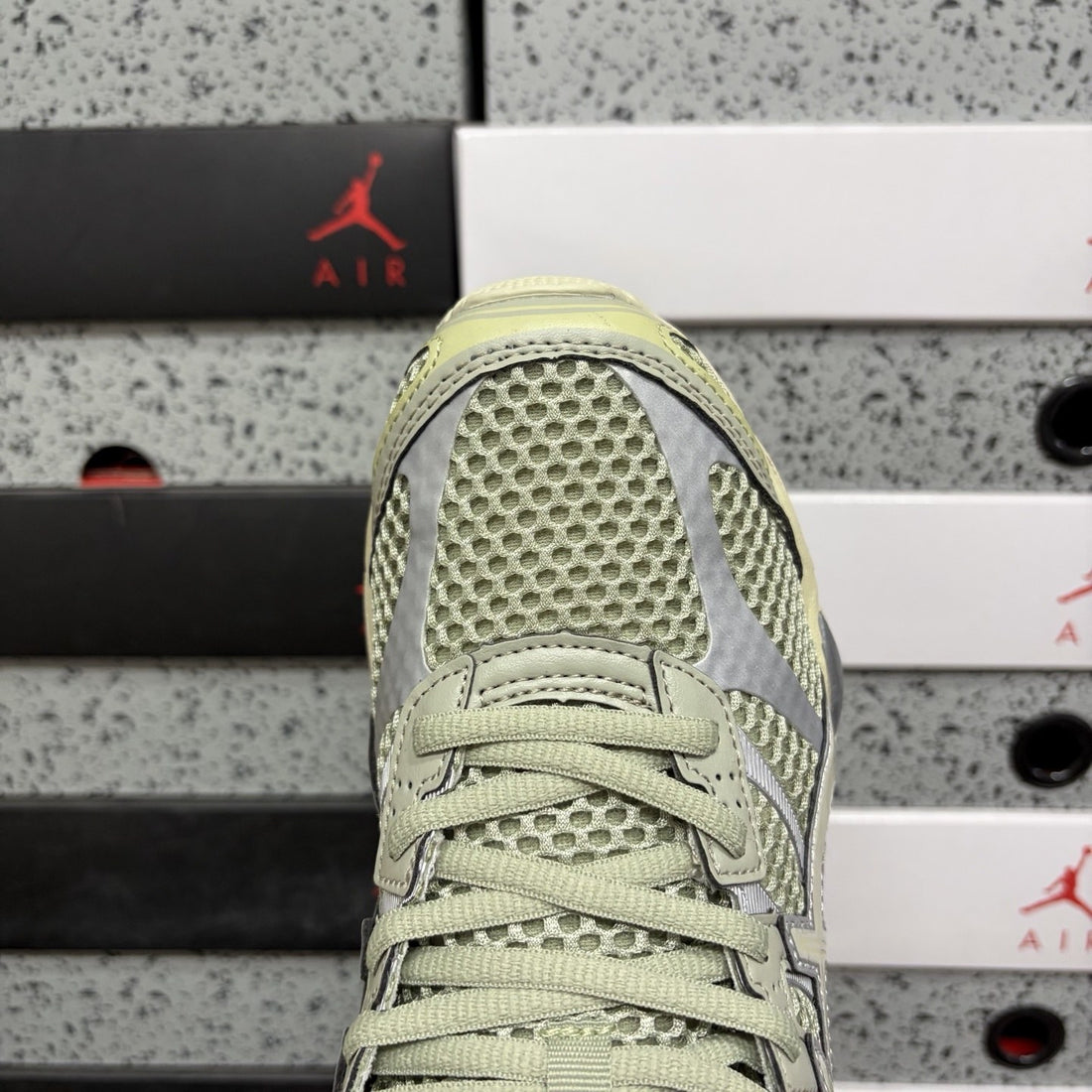 ASICS Gel-Cumulus 16 Dried Leaf Green