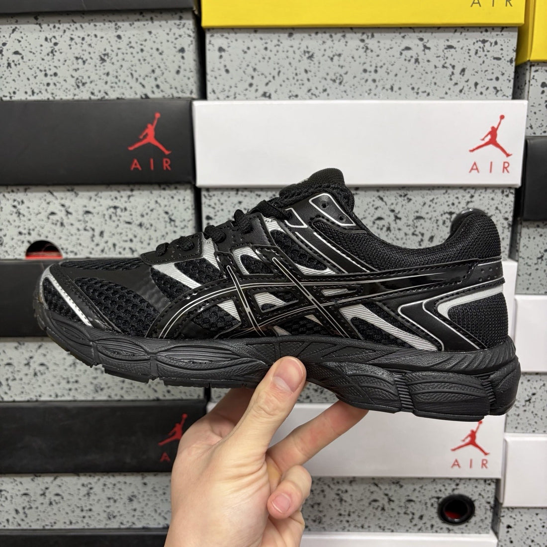 ASICS Gel-Cumulus 16 Triple Black