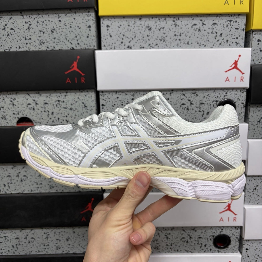 ASICS Gel-Cumulus 16 Triple White