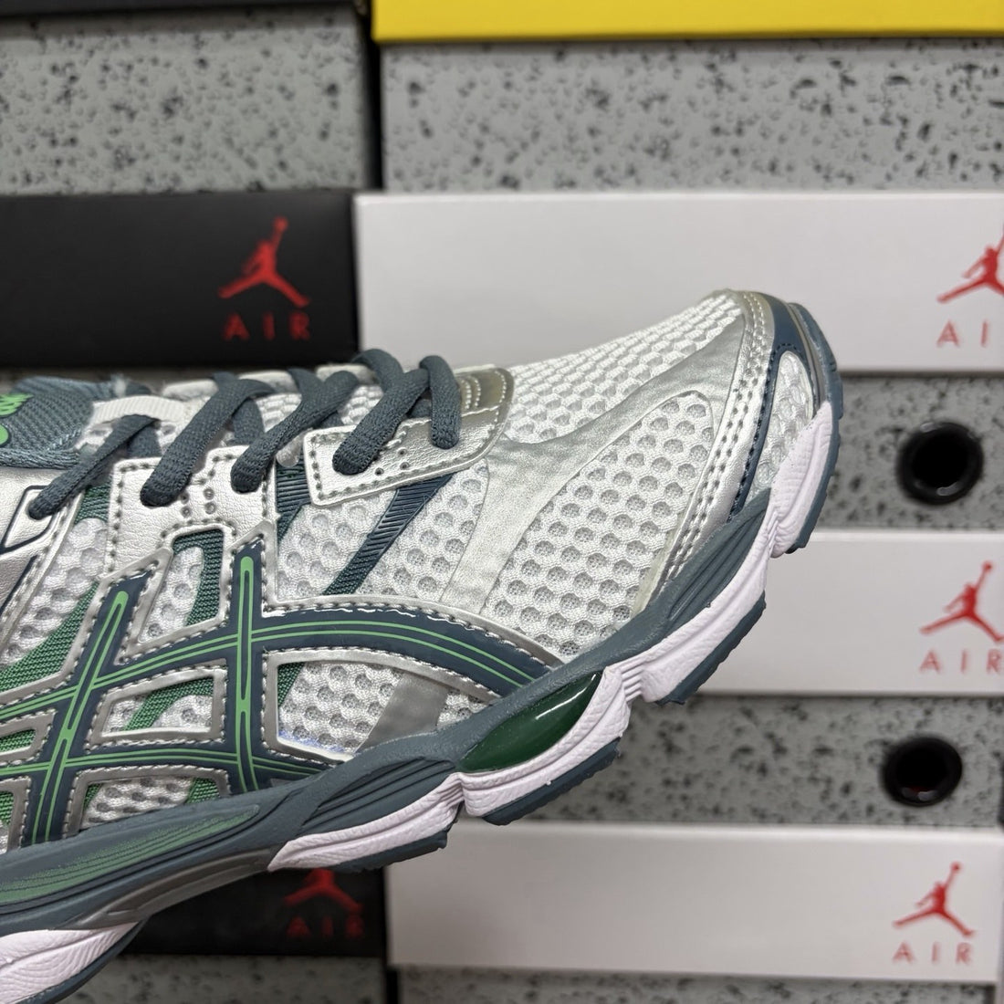 ASICS Gel-Cumulus 16 White Ironclad