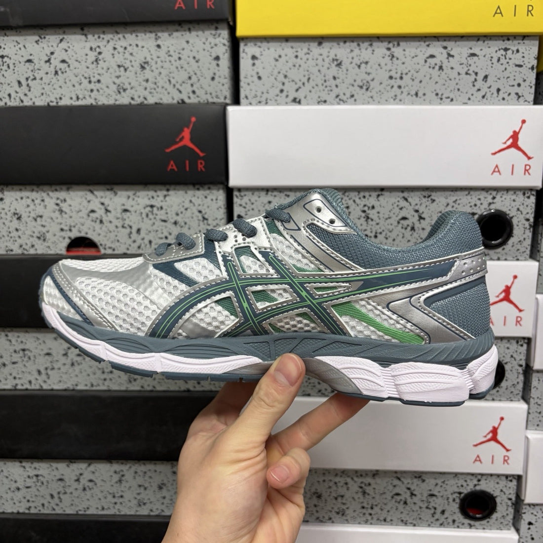ASICS Gel-Cumulus 16 White Ironclad