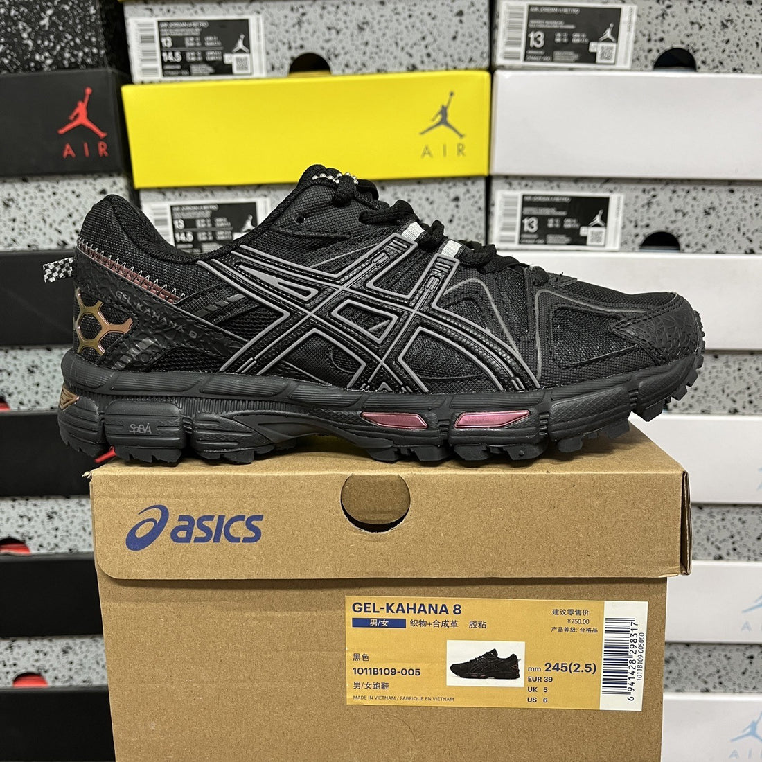 ASICS Gel-Kahana 8 Black Pink