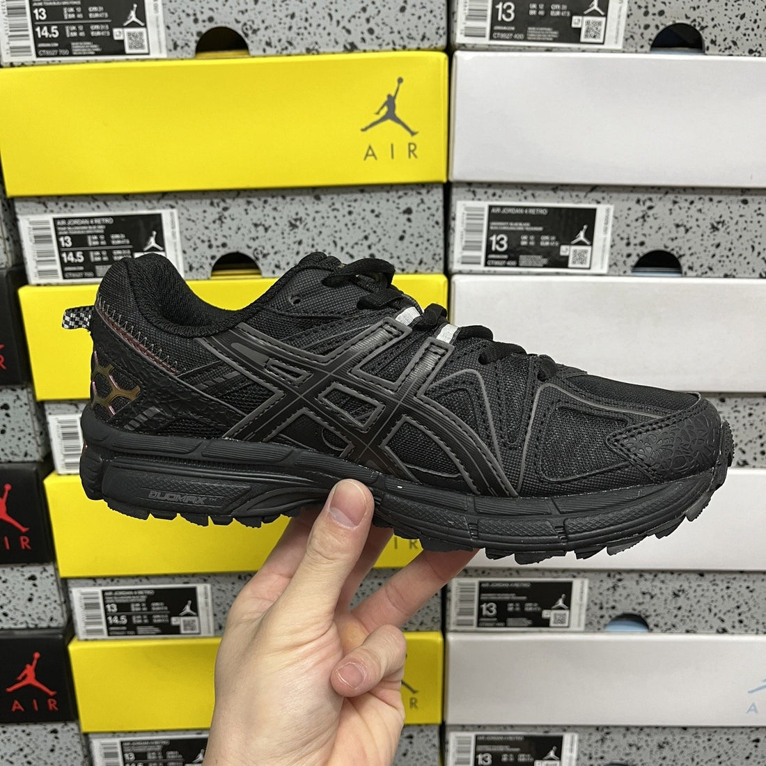 ASICS Gel-Kahana 8 Black Pink