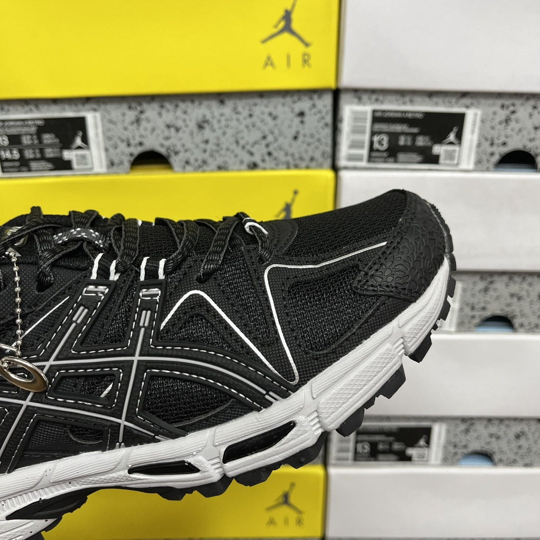 ASICS Gel-Kahana 8 Black White