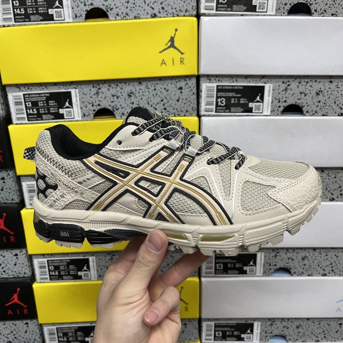 ASICS Gel-Kahana 8 Cream Black