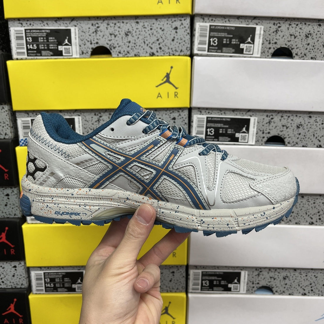 ASICS Gel-Kahana 8 Cream Teal Orange