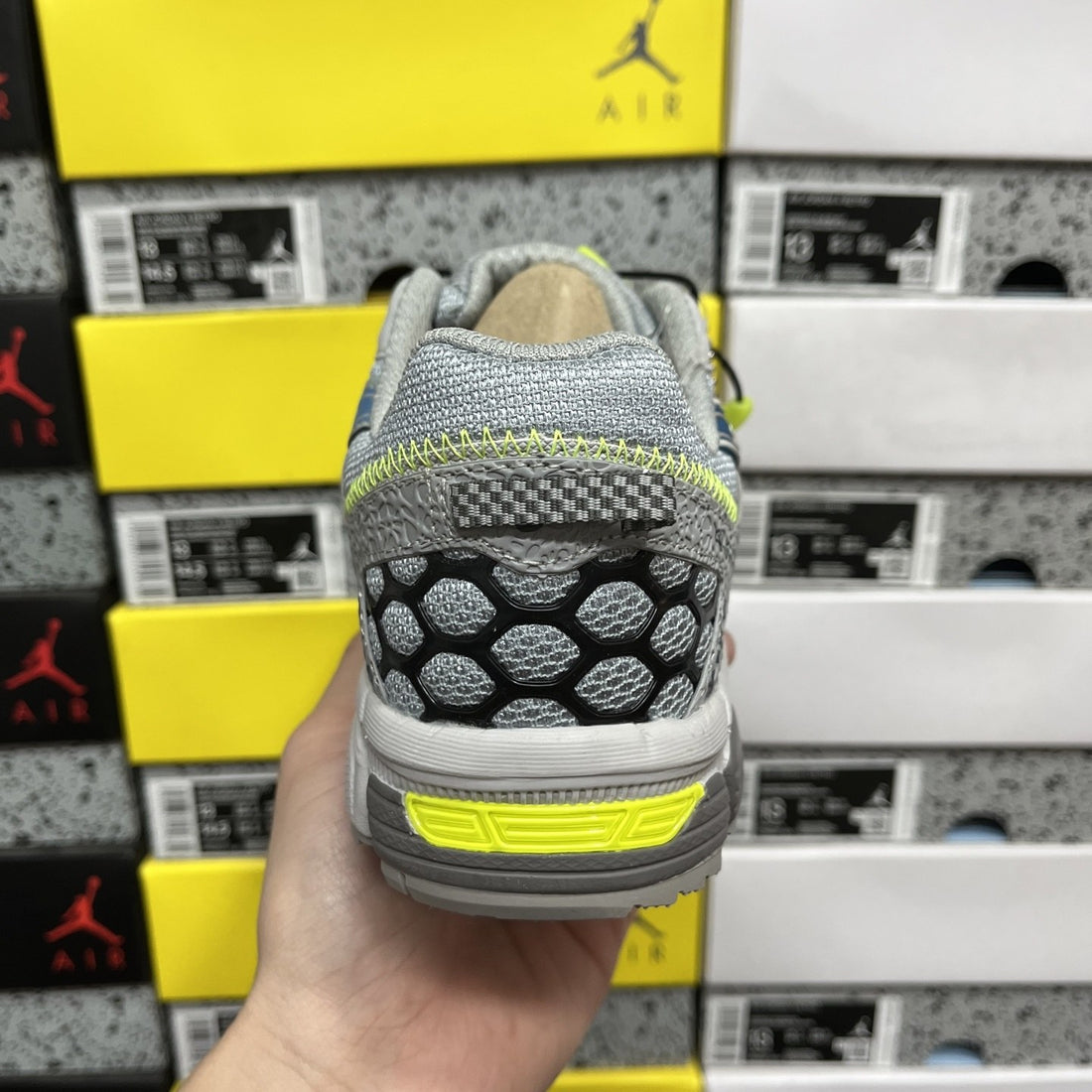ASICS Gel-Kahana 8 Grey Blue Yellow