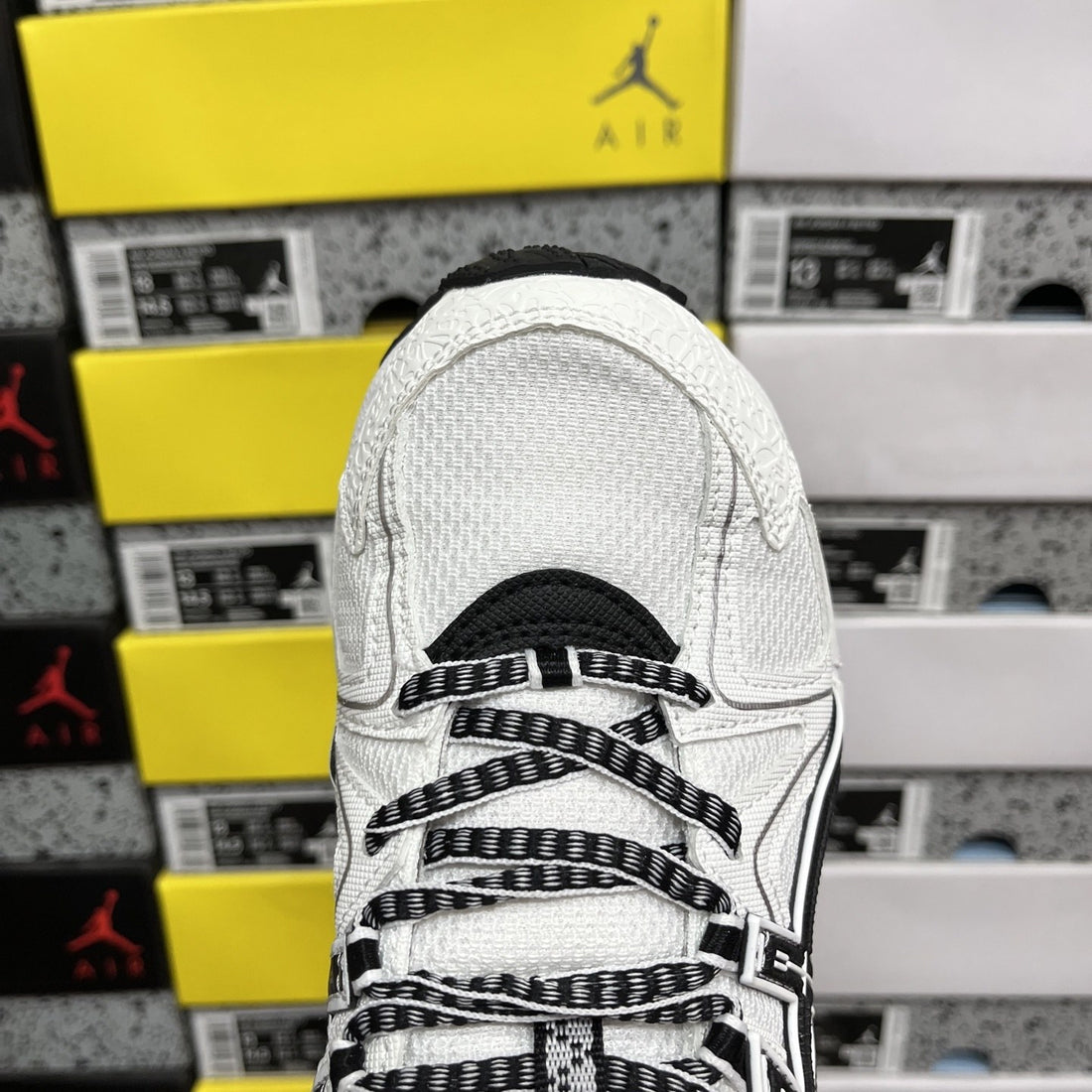 ASICS Gel-Kahana 8 White Black