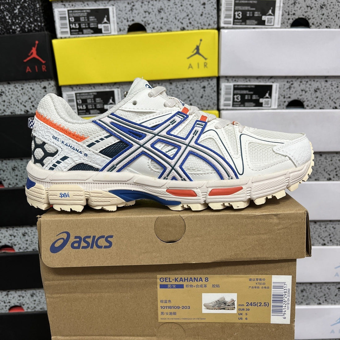 ASICS Gel-Kahana 8 White Royal Blue