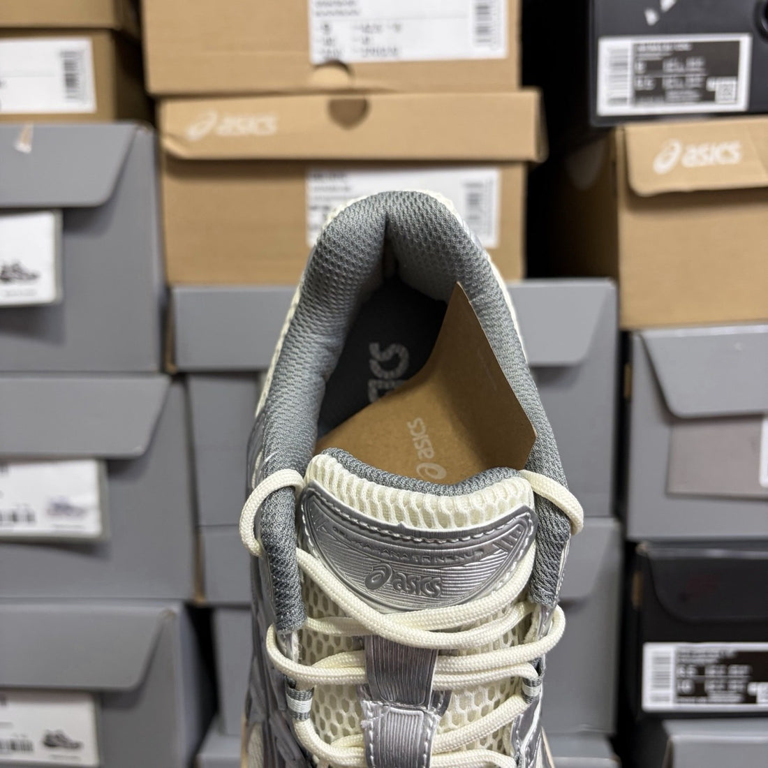 ASICS Gel-Kahana TR Nexus White Silver