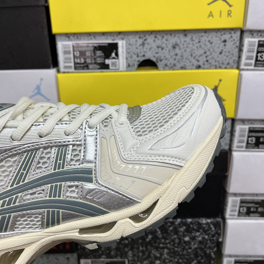 ASICS Gel-Kayano 14 Beige White