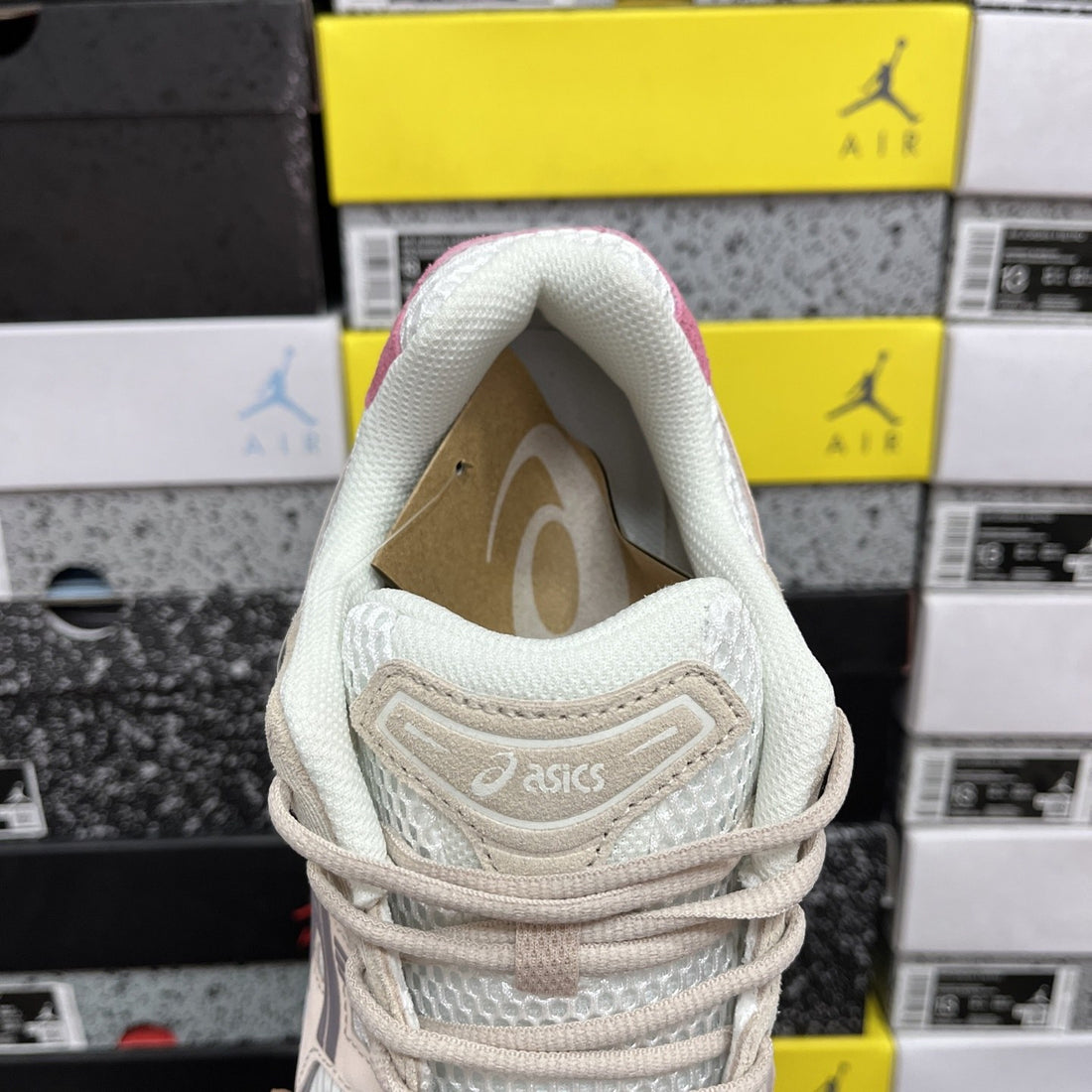 ASICS Gel-Kayano 14 Cream Mineral Beige
