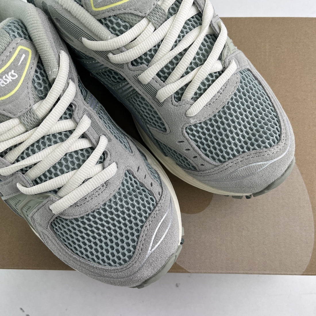 ASICS Gel-Kayano 14 Grey Yellow