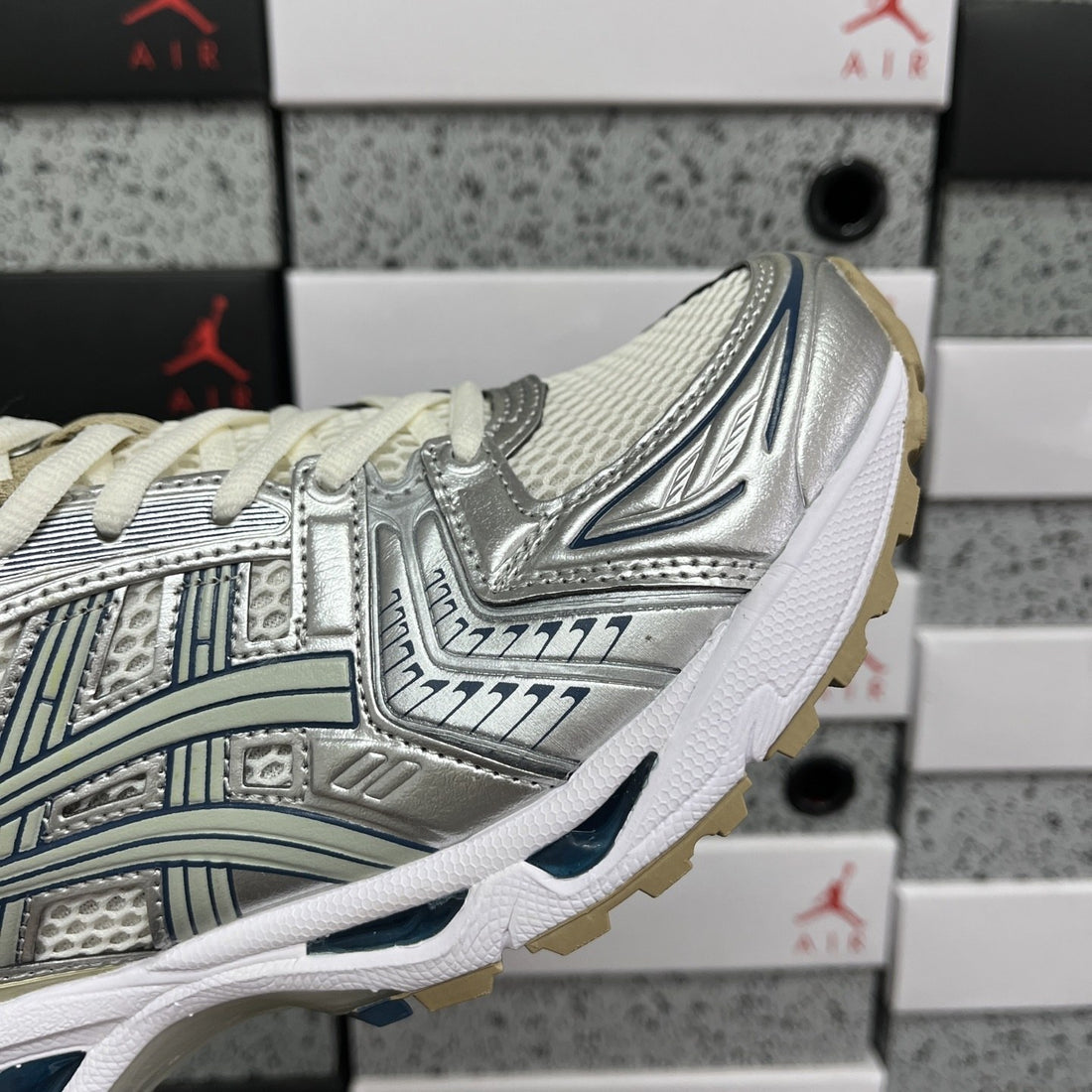 ASICS Gel-Kayano 14 Silver