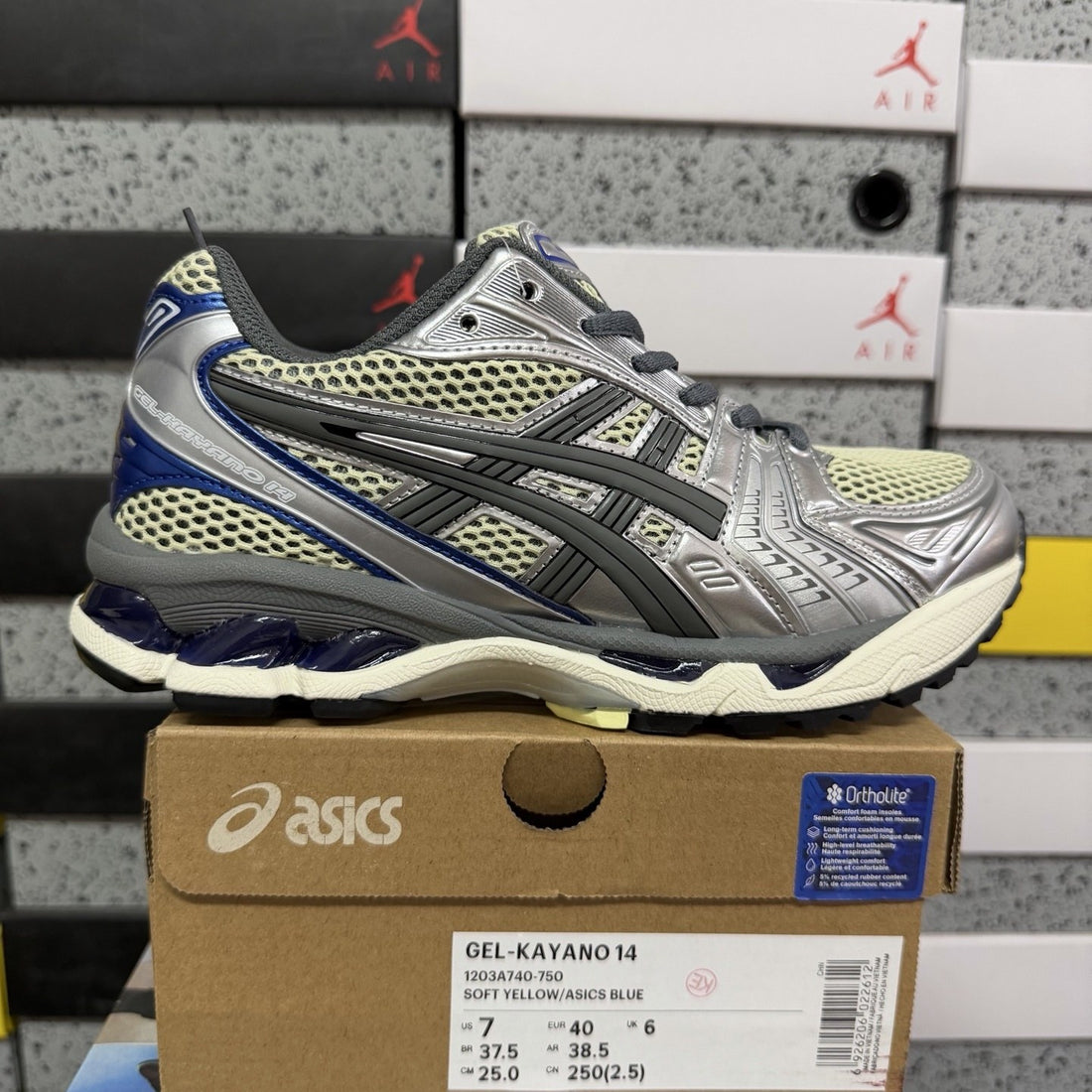 ASICS Gel-Kayano 14 Soft Yellow ASICS Blue