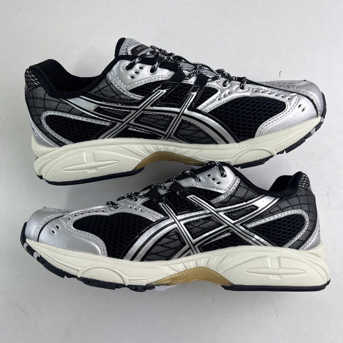 ASICS Gel-Nimbus 10.1 Silver Gold