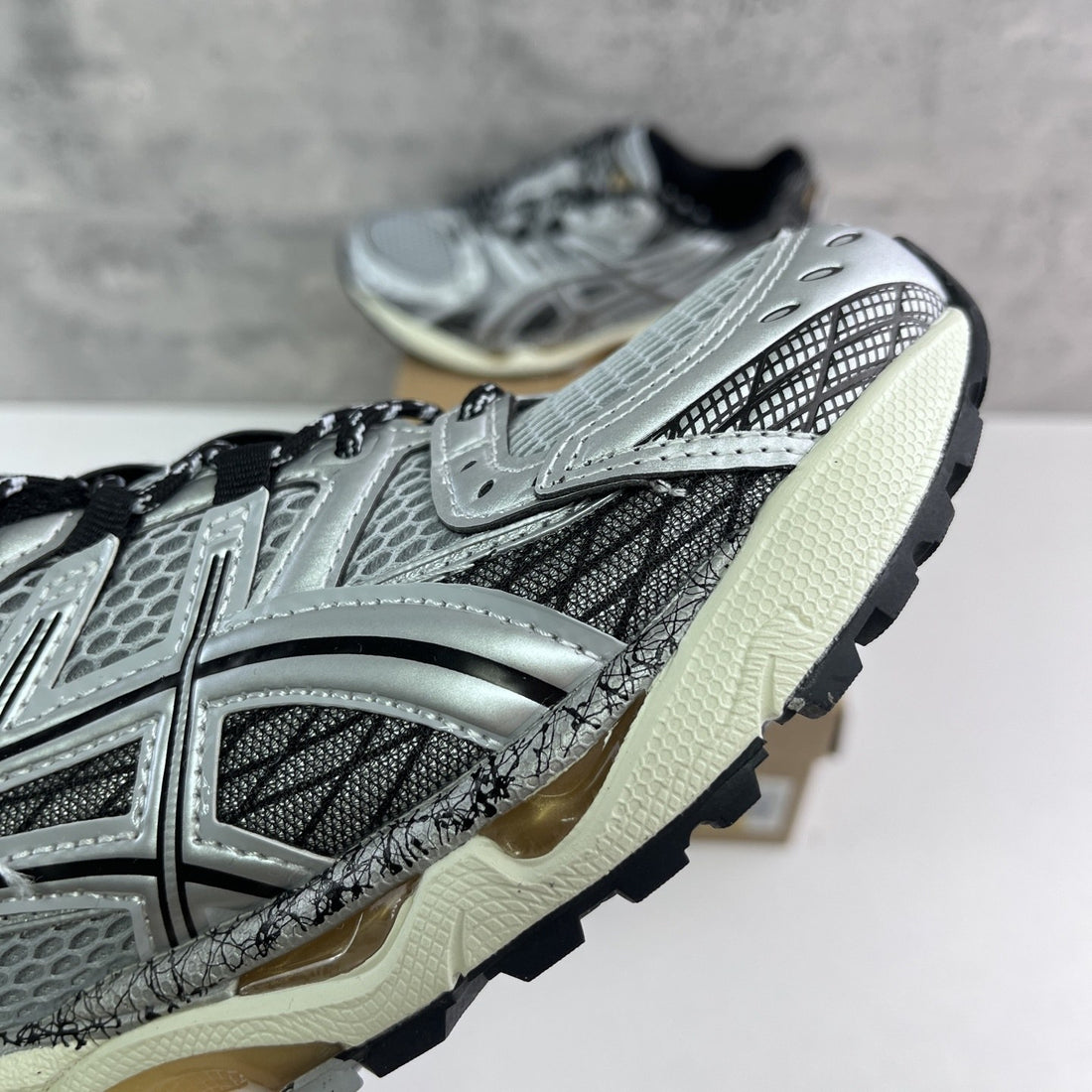 ASICS Gel-Nimbus 10.1 Silver Gold