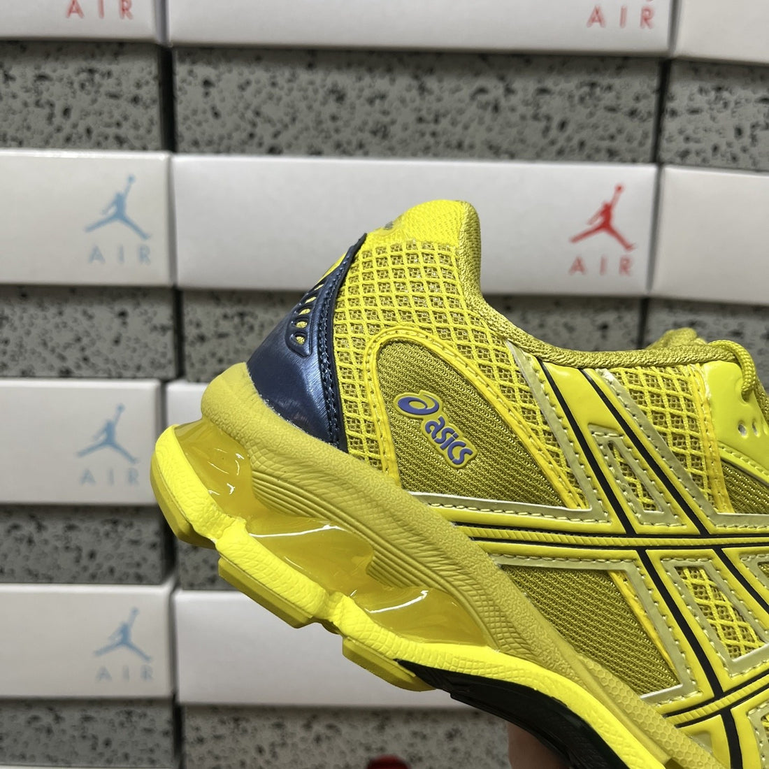 ASICS Gel-Nimbus 10.1 Vibrant Yellow