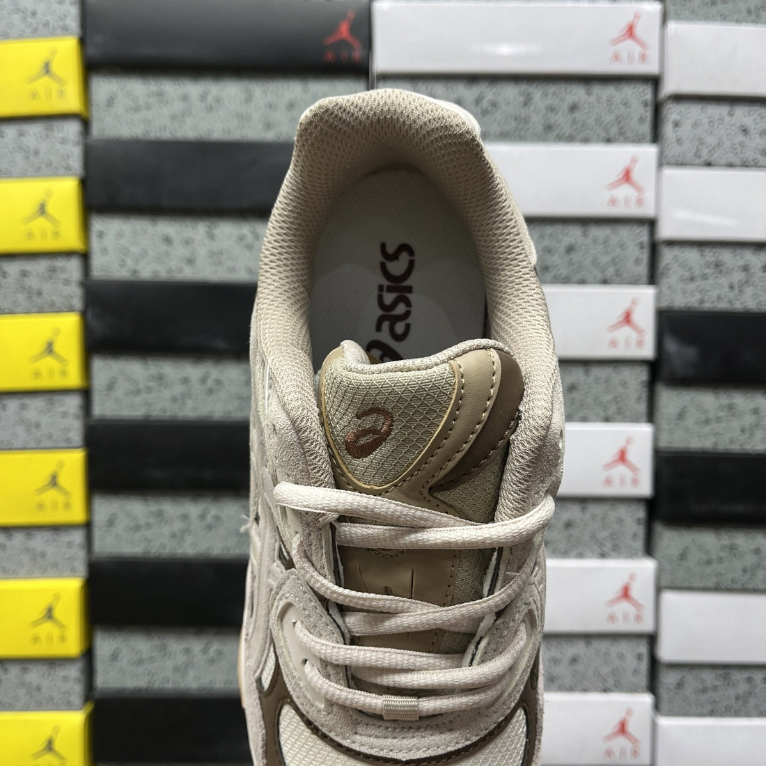ASICS Gel-NYC Beige Peach