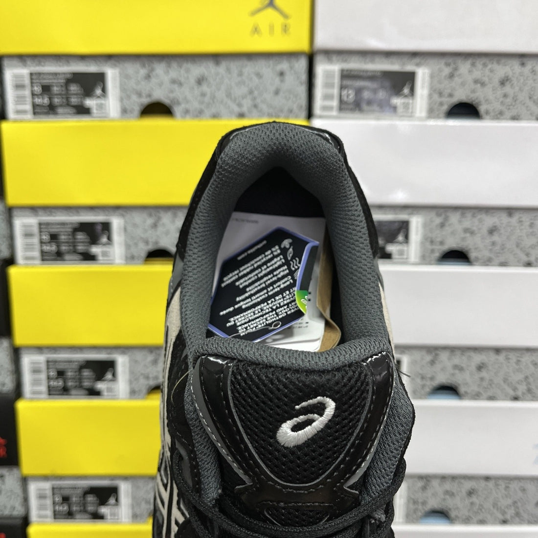 ASICS Gel-NYC Black Cream