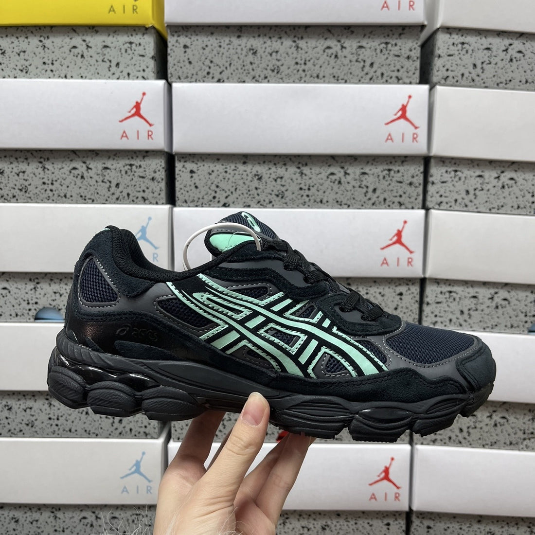 ASICS Gel-NYC Black Mint