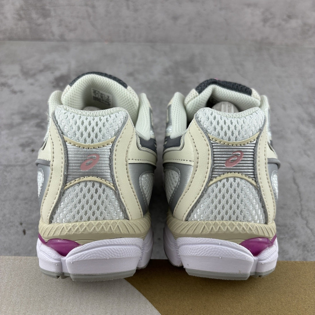 ASICS Gel-NYC Cream Carbon