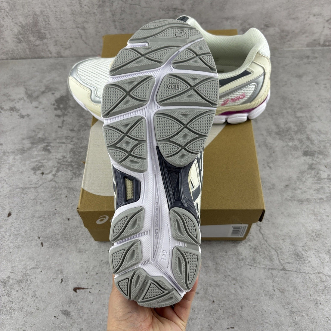 ASICS Gel-NYC Cream Carbon