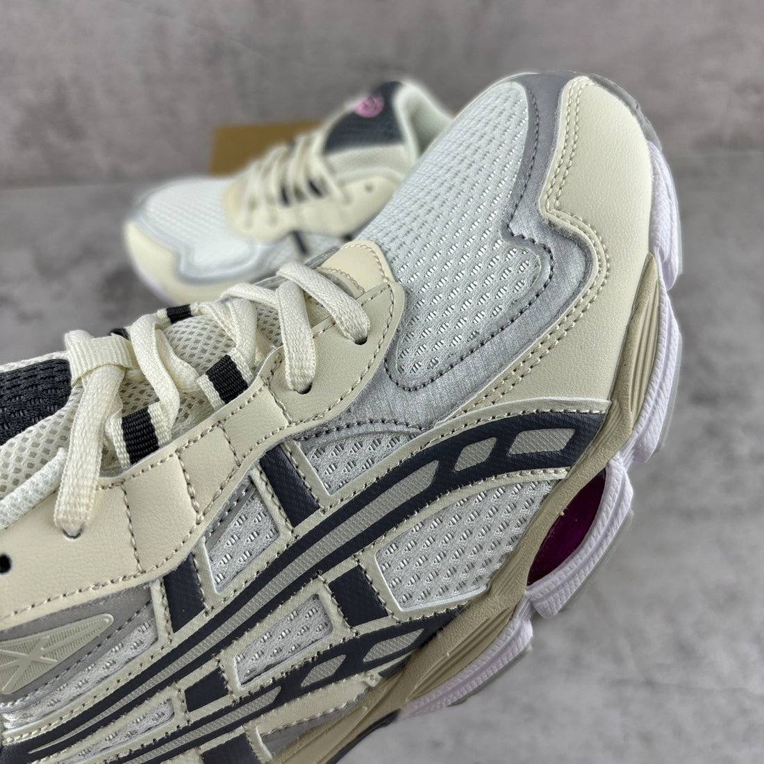 ASICS Gel-NYC Cream Carbon