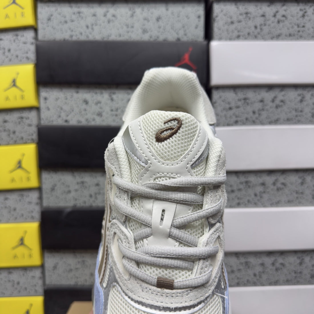 ASICS Gel-NYC Cream Cloud Grey