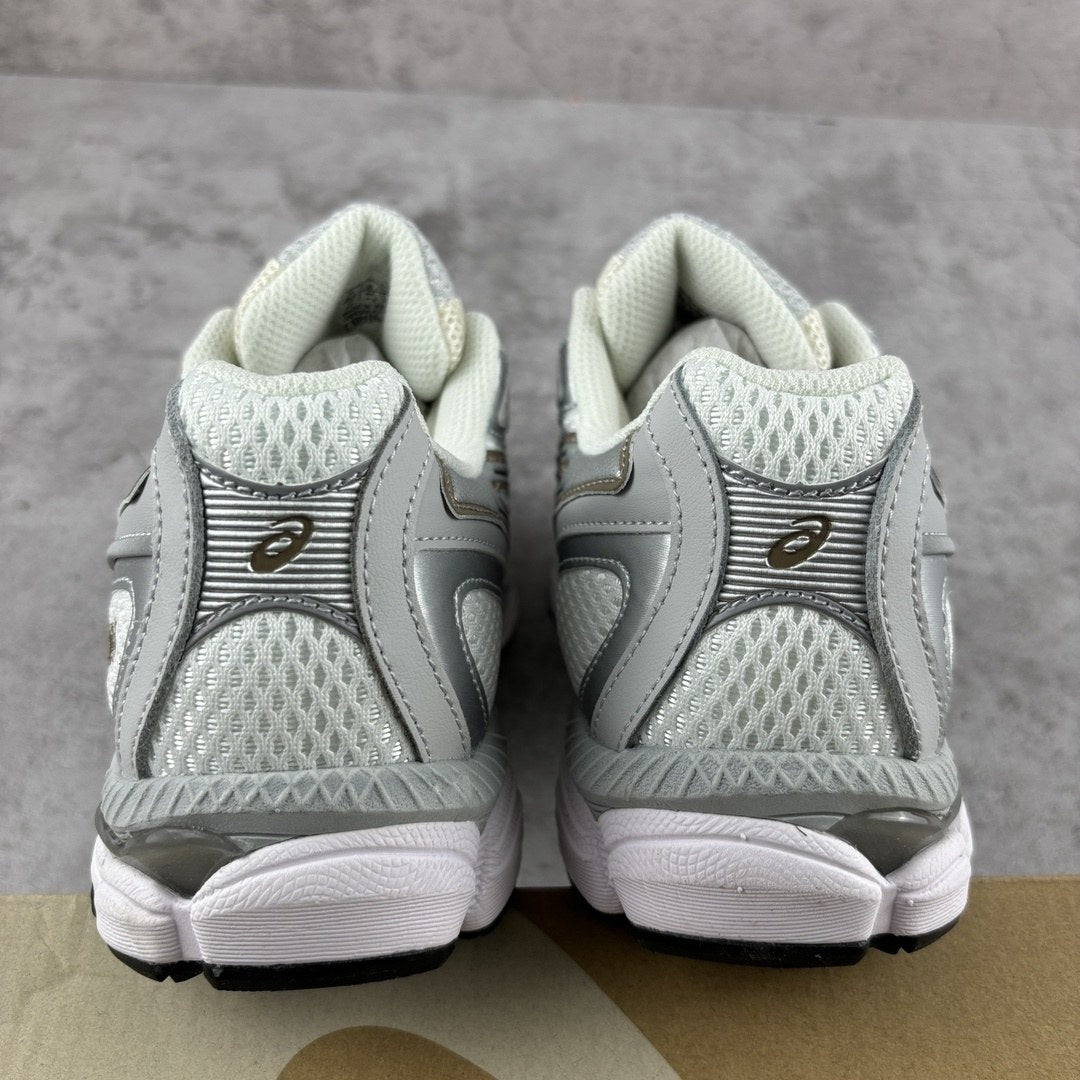 ASICS Gel-NYC Cream Pure Silver