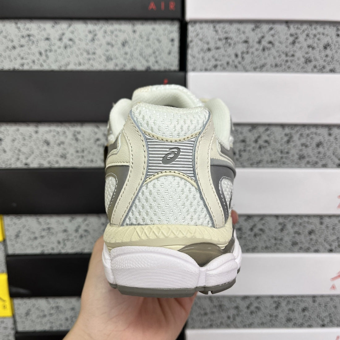 ASICS Gel-NYC Cream Steeple Grey
