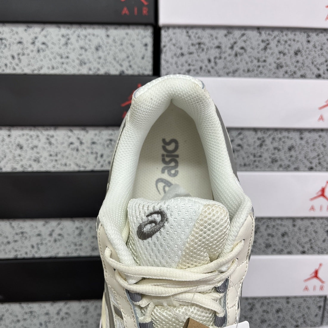 ASICS Gel-NYC Cream Steeple Grey