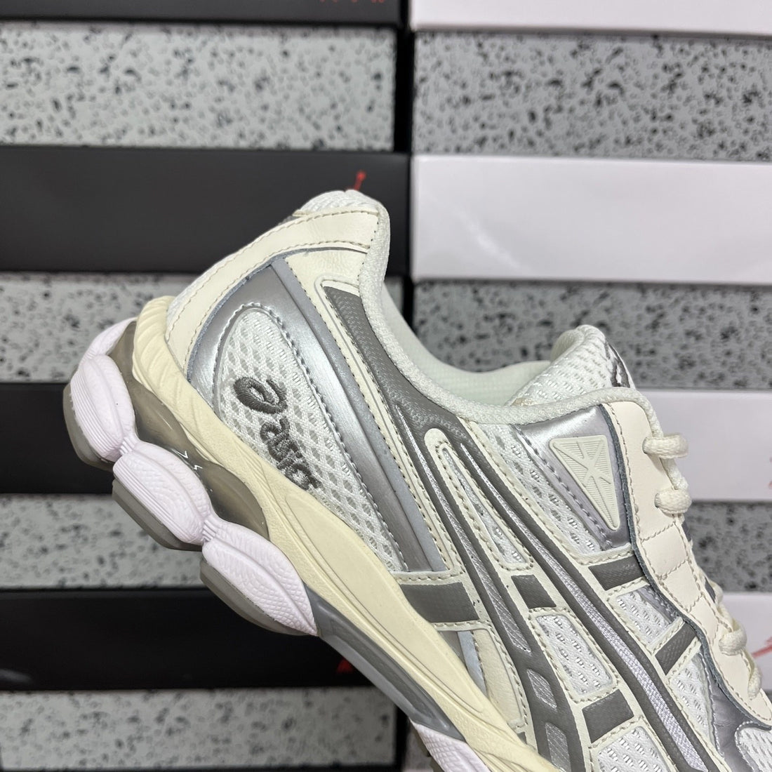 ASICS Gel-NYC Cream Steeple Grey