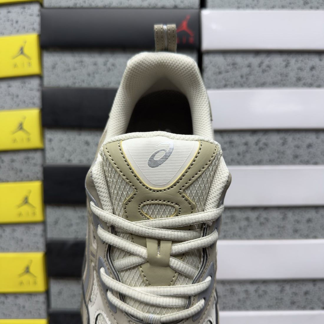 ASICS Gel-NYC Cream Taupe
