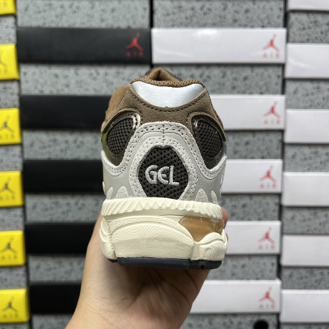 ASICS Gel-NYC Dark Brown Cream