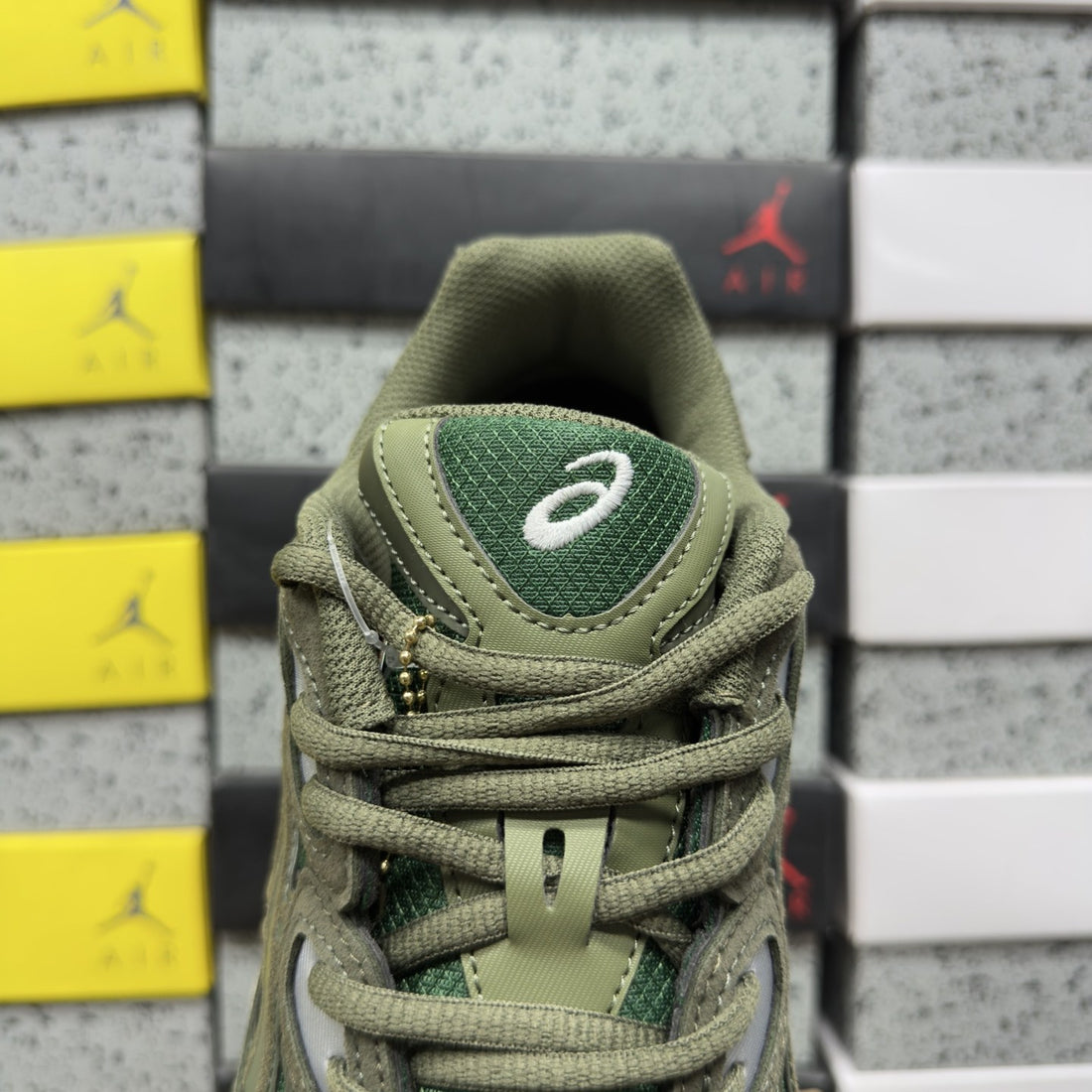 ASICS Gel-NYC Dark Olive Green