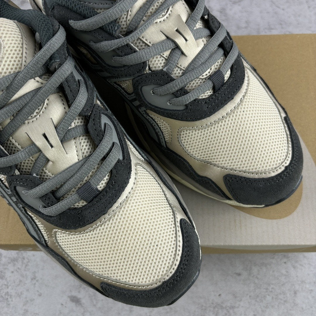 ASICS Gel-NYC Grey Beige