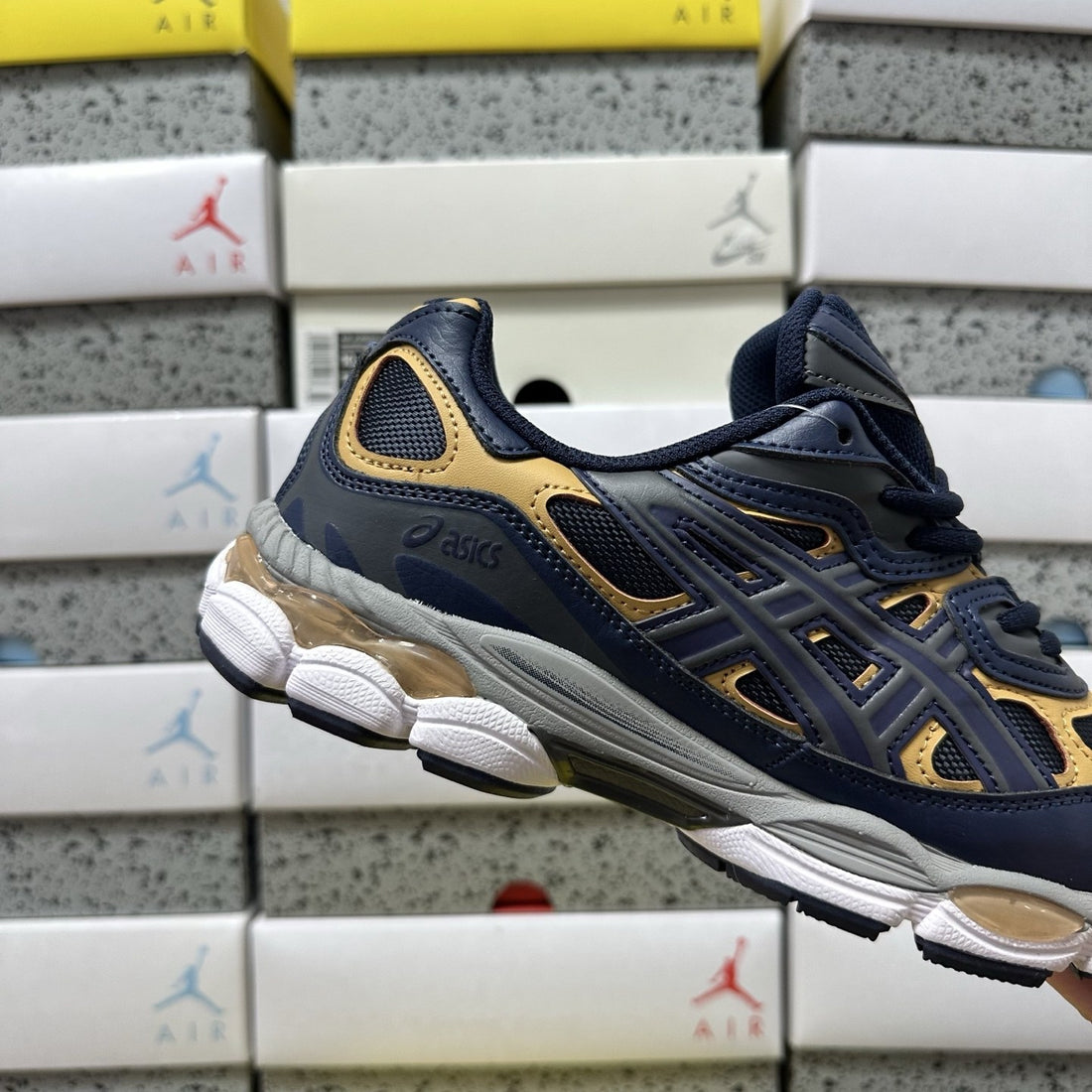 ASICS Gel-NYC Navy Gold