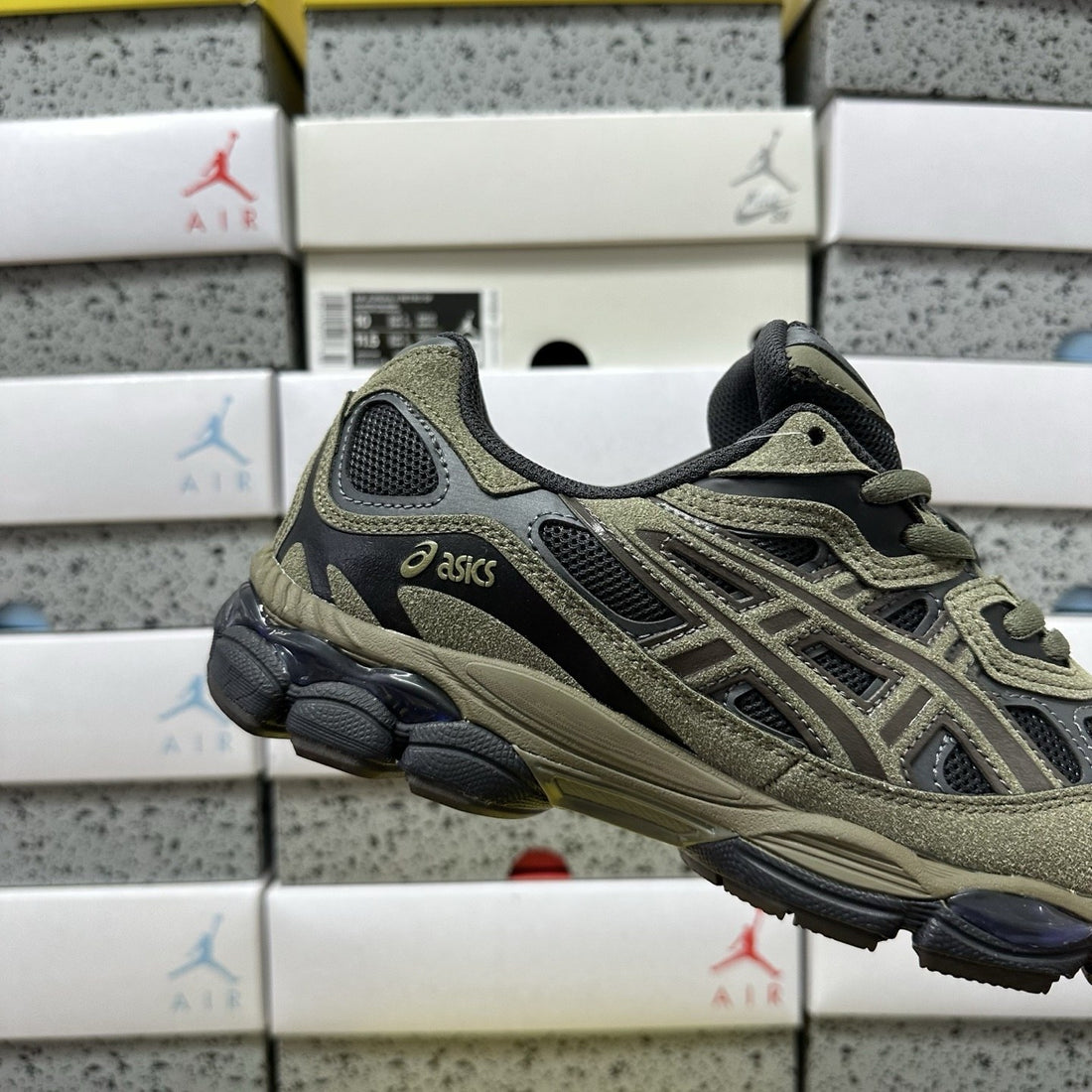 ASICS Gel-NYC Olive Black