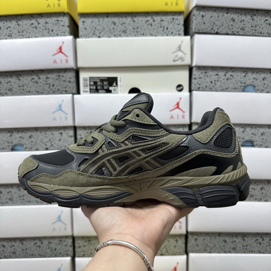 ASICS Gel-NYC Olive Black