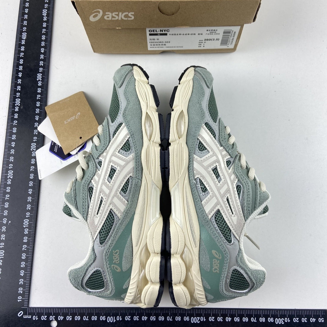 ASICS Gel-NYC Sage Green