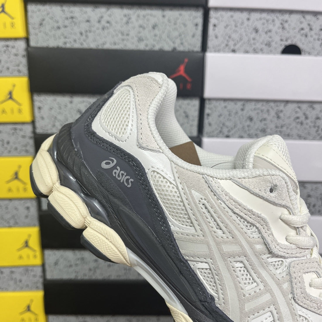 ASICS Gel-NYC White Smoke Grey
