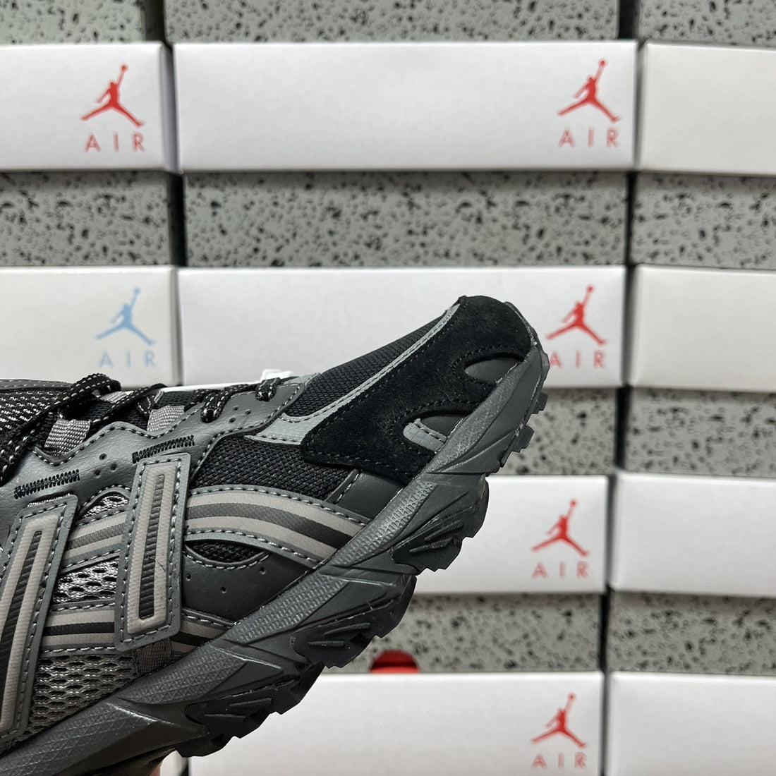 ASICS Gel-Sonoma TR62 Black Graphite Grey