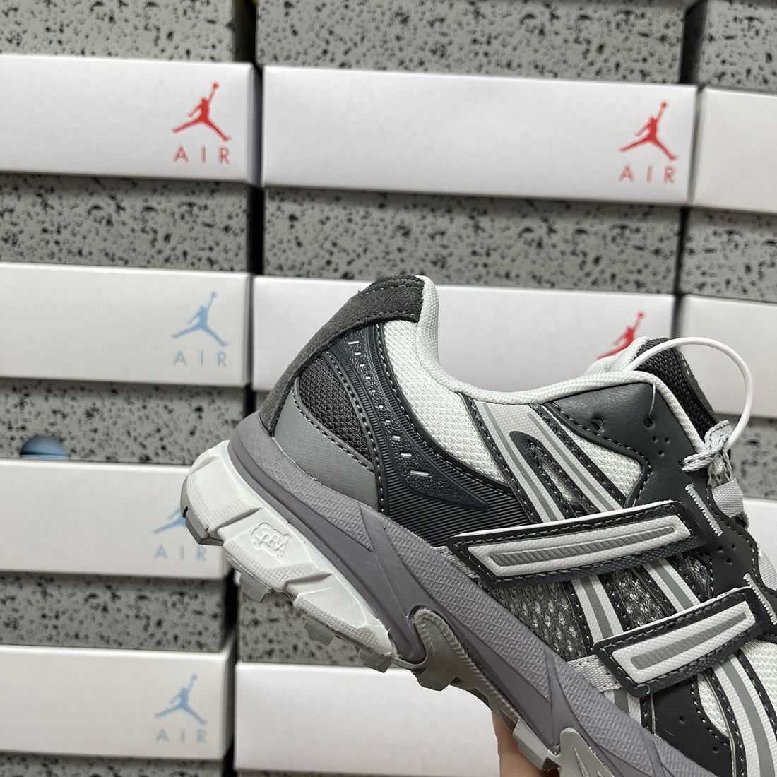 ASICS Gel-Sonoma TR62 Concrete Obsidian Grey