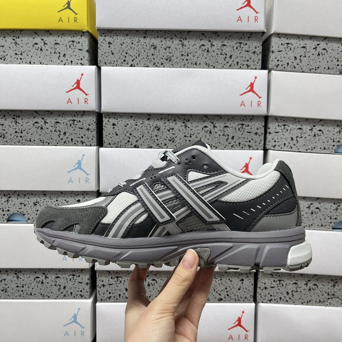 ASICS Gel-Sonoma TR62 Concrete Obsidian Grey