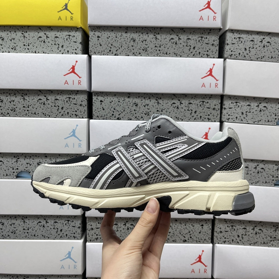 ASICS Gel-Sonoma TR62 Grey Black