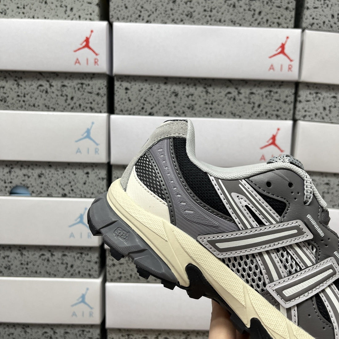 ASICS Gel-Sonoma TR62 Grey Black