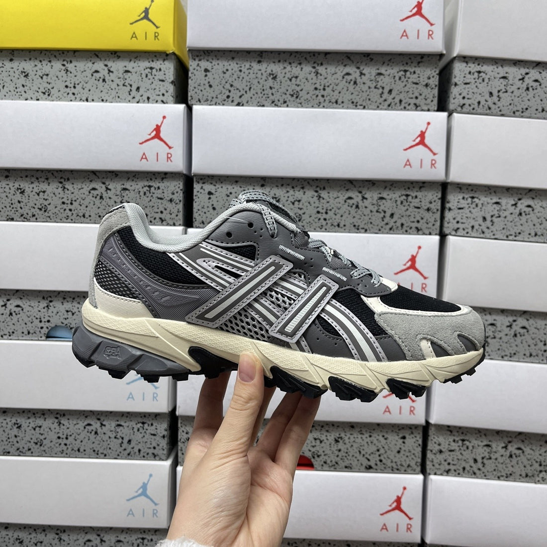 ASICS Gel-Sonoma TR62 Grey Black