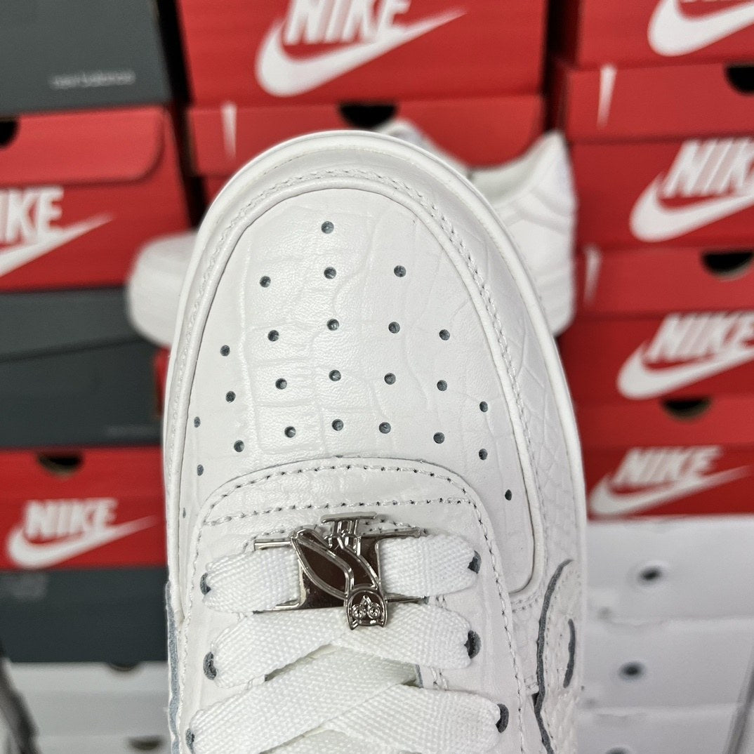 Bape Sta White Embossed Logo