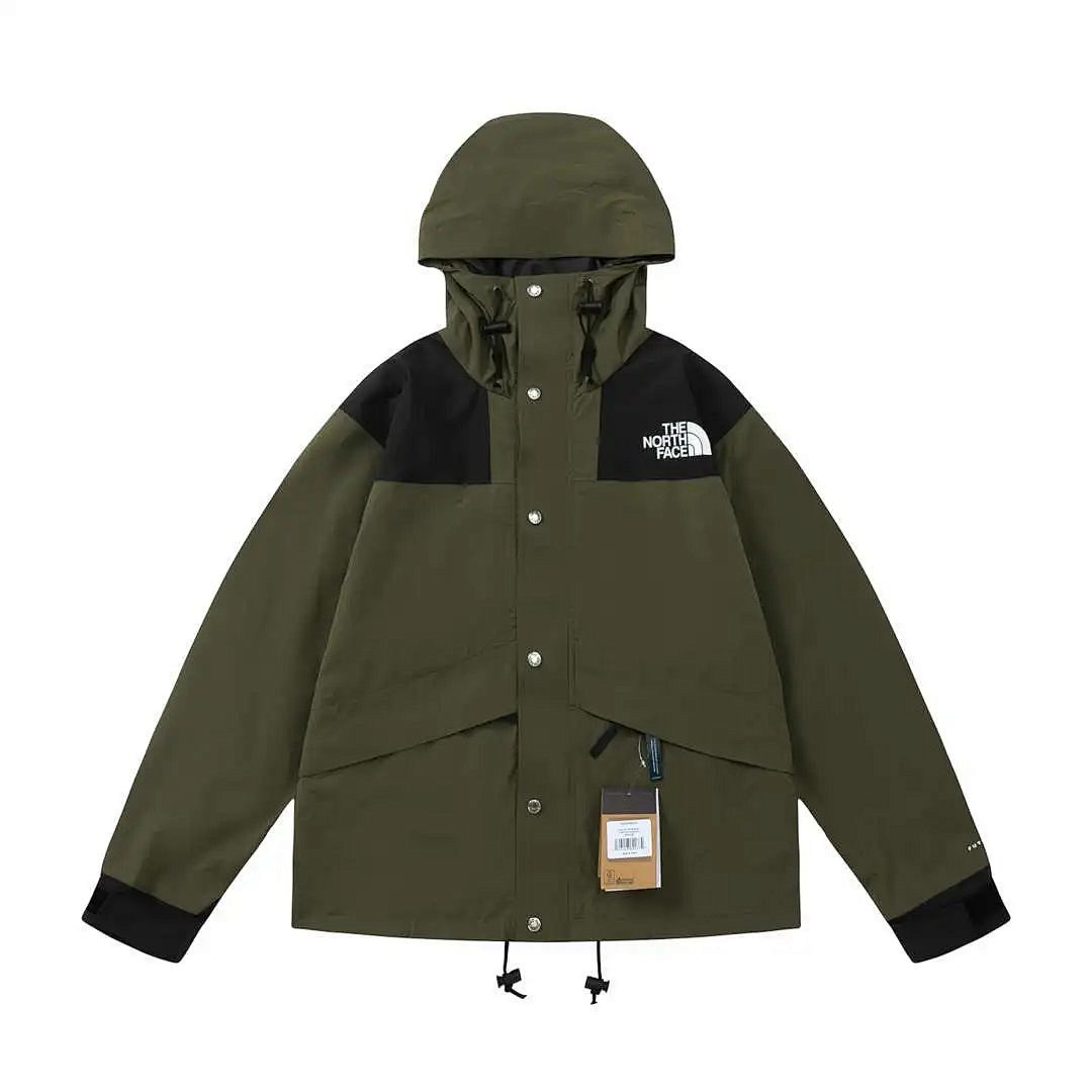Bold Puffer Vest for Everyday Wear
